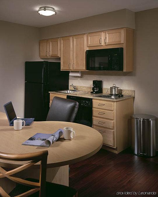 Candlewood Suites Lakewood, An Ihg Hotel Стая снимка