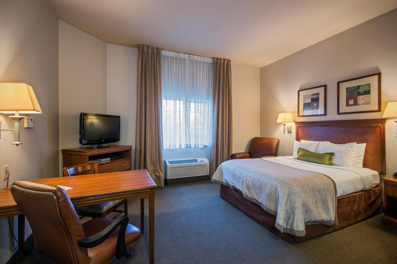 Candlewood Suites Lakewood, An Ihg Hotel Екстериор снимка