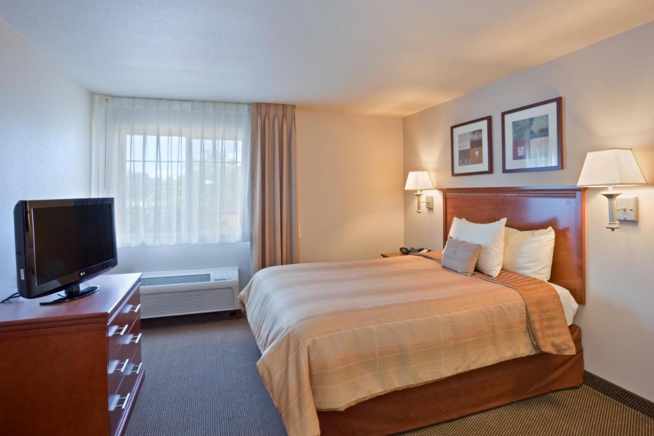 Candlewood Suites Lakewood, An Ihg Hotel Екстериор снимка